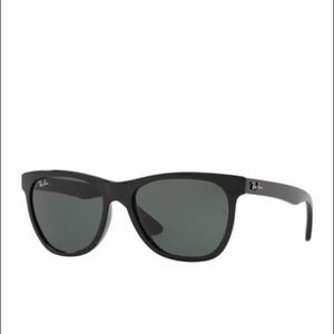 RAY BAN RB 2113 Wayfarer Sunglasses